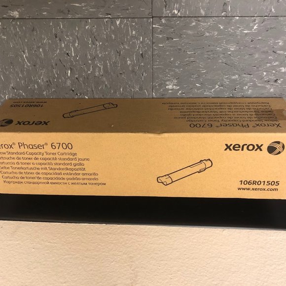 Xerox Phaser 6700 Yellow Standard Capacity Toner Cartridge 106R01505